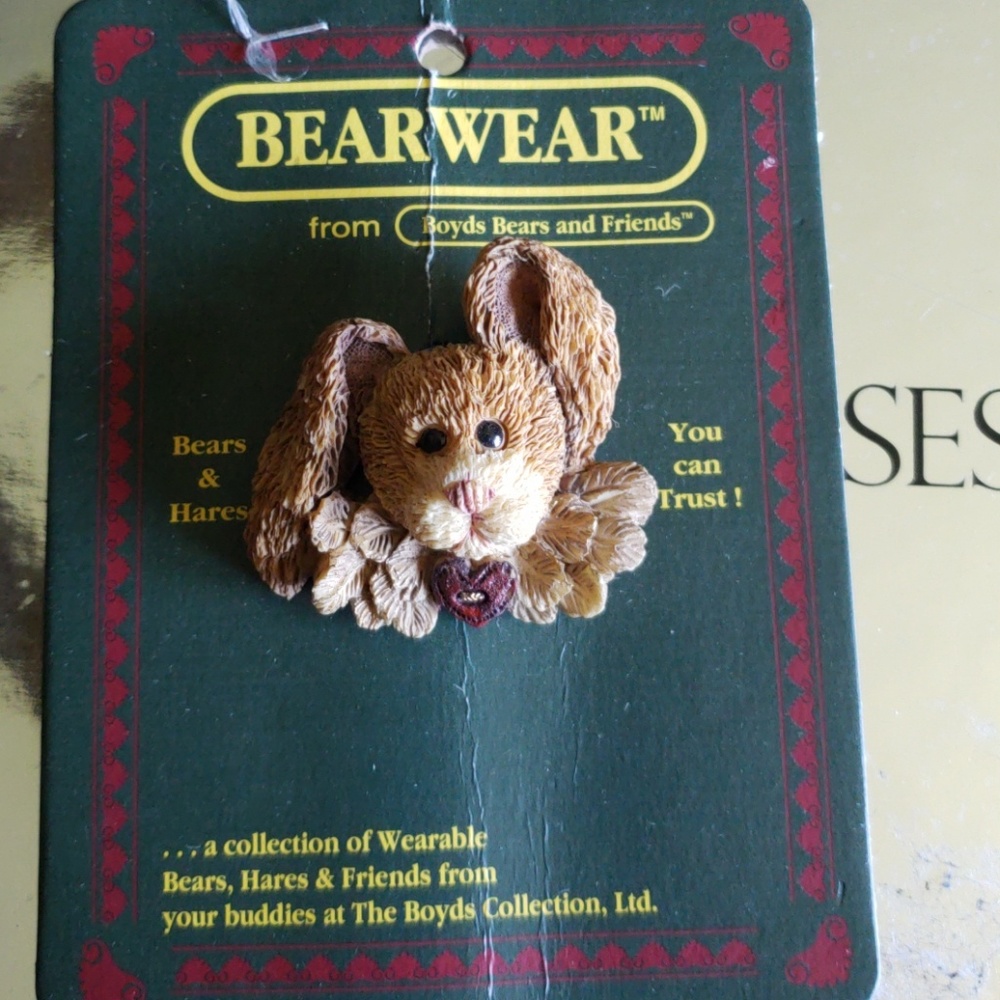 🎄💕Boyds Hare ... Bunny Pin